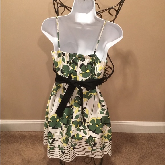 SUN DRESS 🆕 - Picture 7 of 9